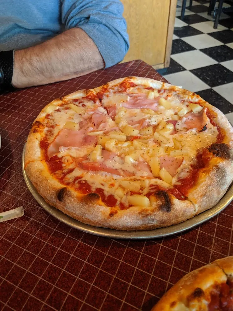 Pineapple Pizza